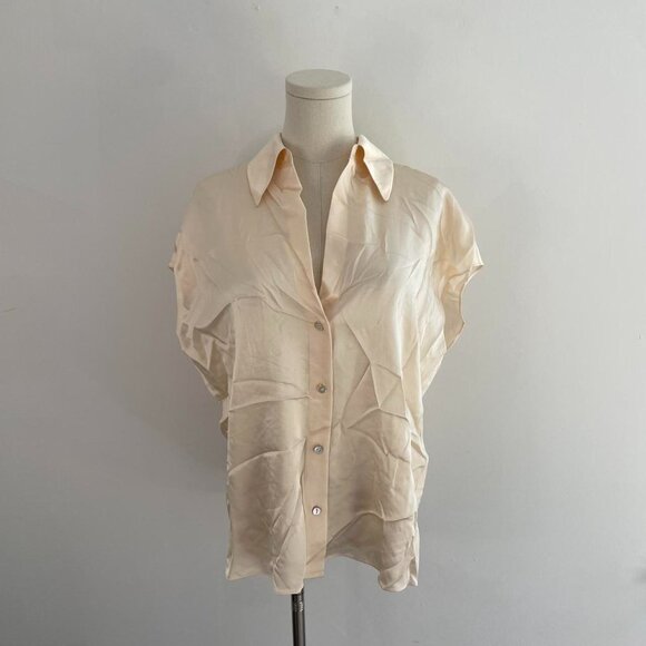 Vince 100 Silk Button Down Blouse | Beige Champagne Satin | Women’s Size Medium - Picture 1 of 6